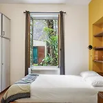 Unique Garden House - Heart Of Paris